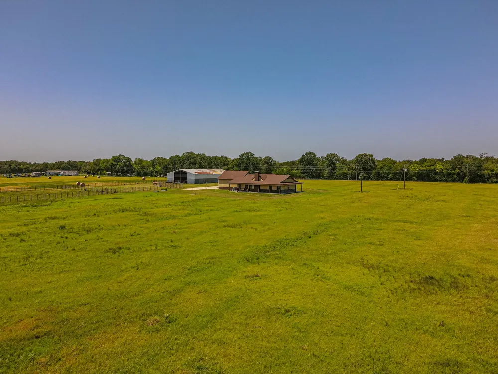 2141 Rs County Road 2250 Alba, TX 75410
