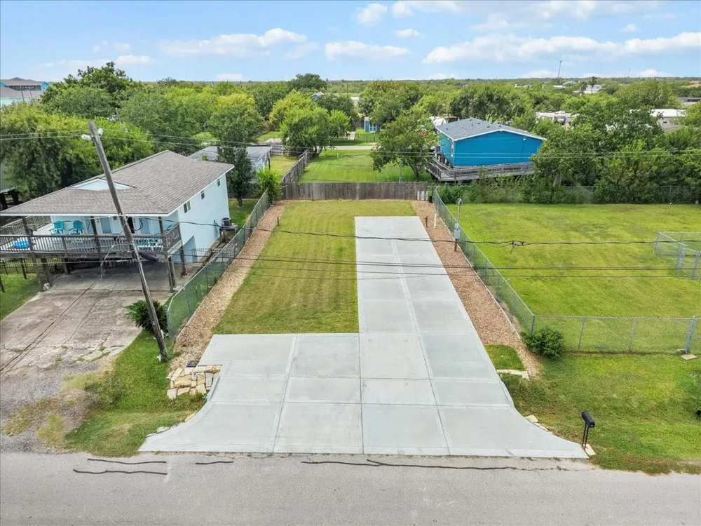 1040 Star Drive San Leon, TX 77539