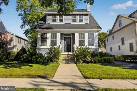 21 E REDMAN AVENUE