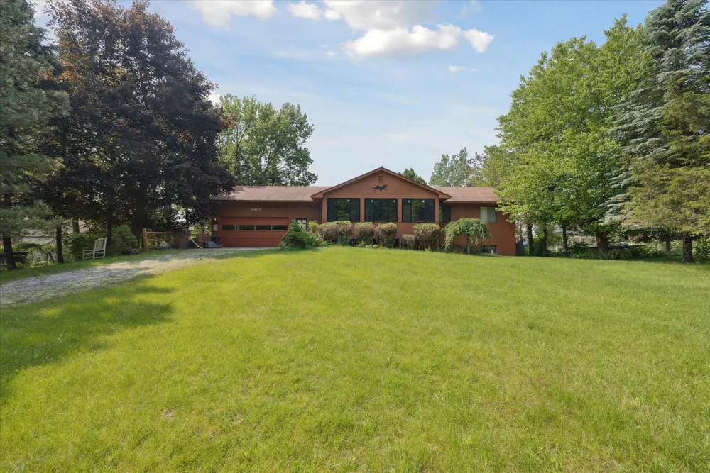 8886 Coleman Road Haslett, MI 48840