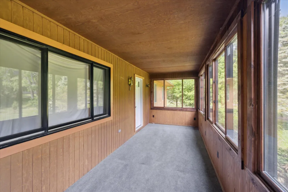 8886 Coleman Road Haslett, MI 48840