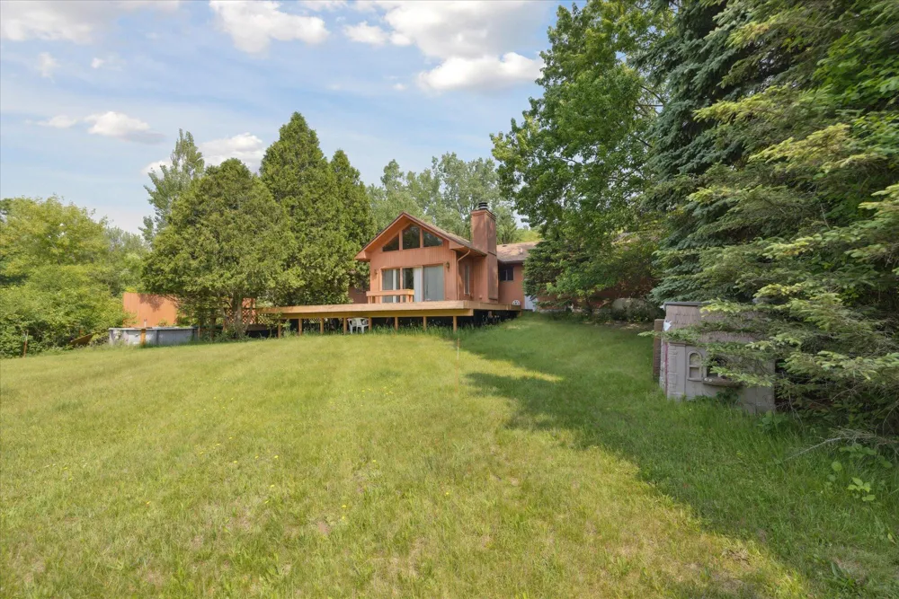 8886 Coleman Road Haslett, MI 48840