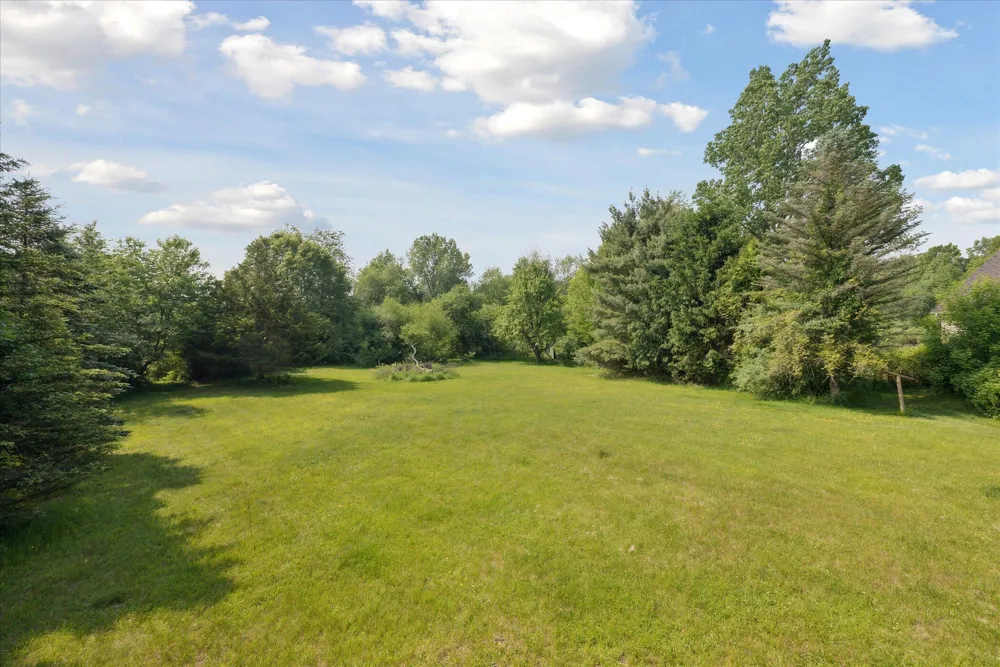 8886 Coleman Road Haslett, MI 48840
