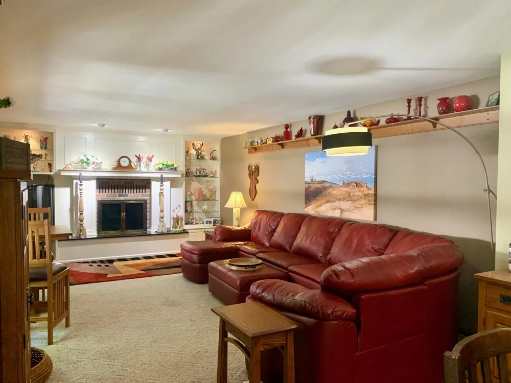 7354 W M-116 Ludington, MI 49431