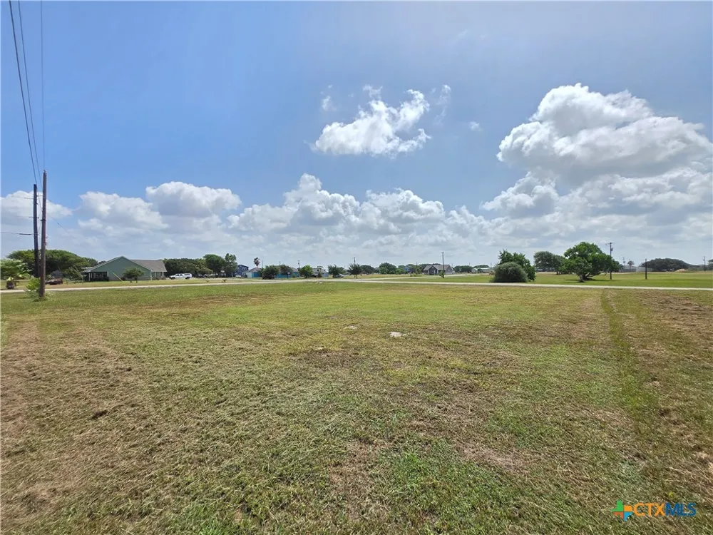 1102 Buckskin Drive Palacios, TX 77465