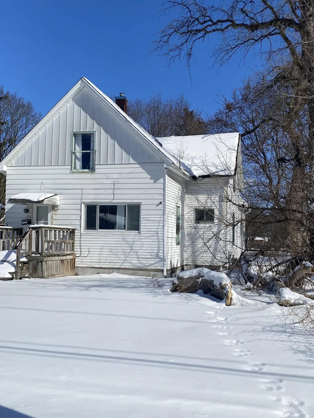 2610 S Jefferson Avenue Saginaw City, MI 48601