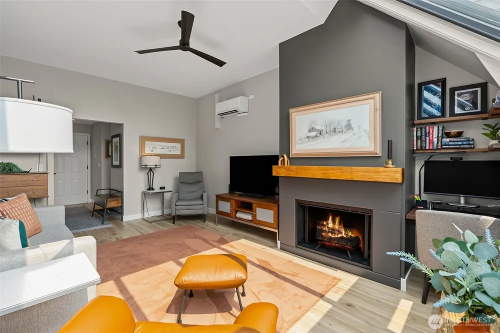 6300 Sand Point Way NE #306 Seattle, WA 98115
