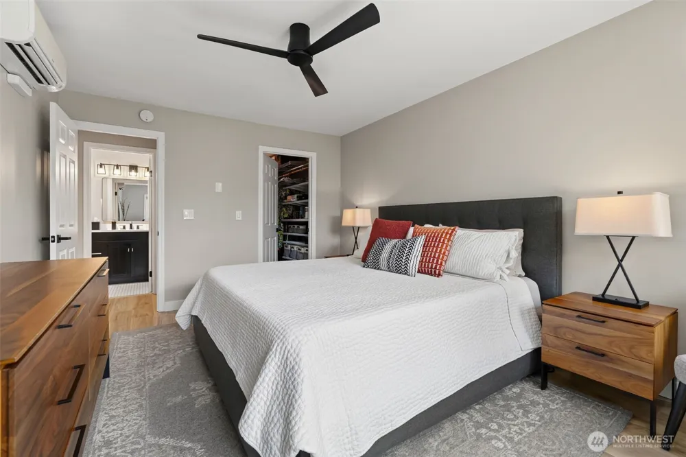 6300 Sand Point Way NE #306 Seattle, WA 98115
