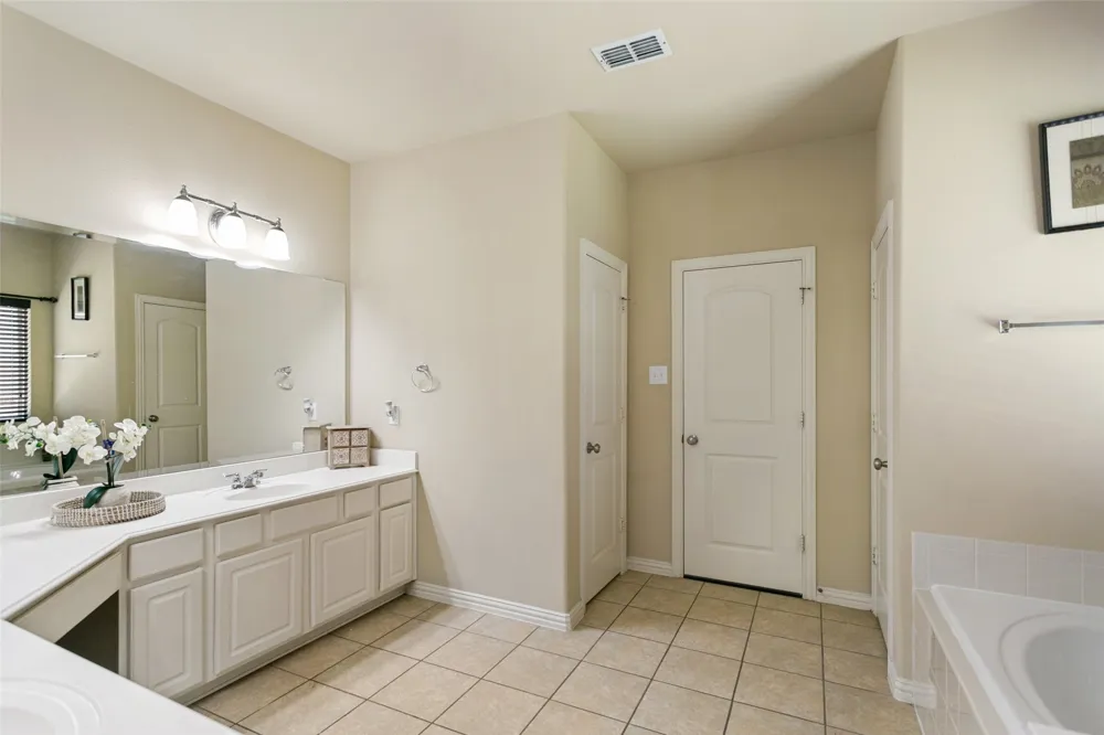 105 Parkside Drive Wylie, TX 75098