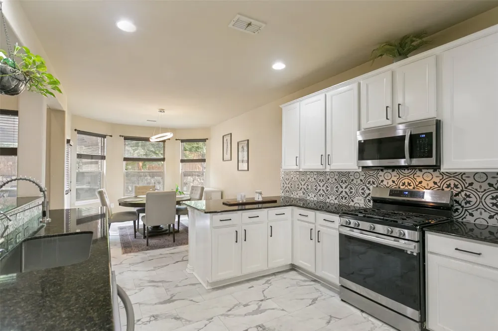 105 Parkside Drive Wylie, TX 75098