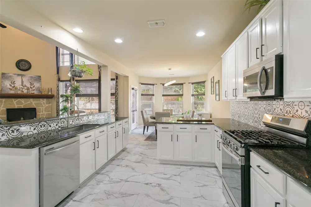 105 Parkside Drive Wylie, TX 75098