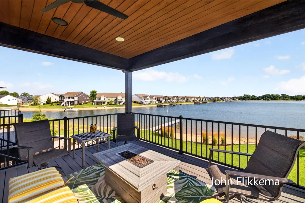 8326 Tantrum Drive Allendale, MI 49401