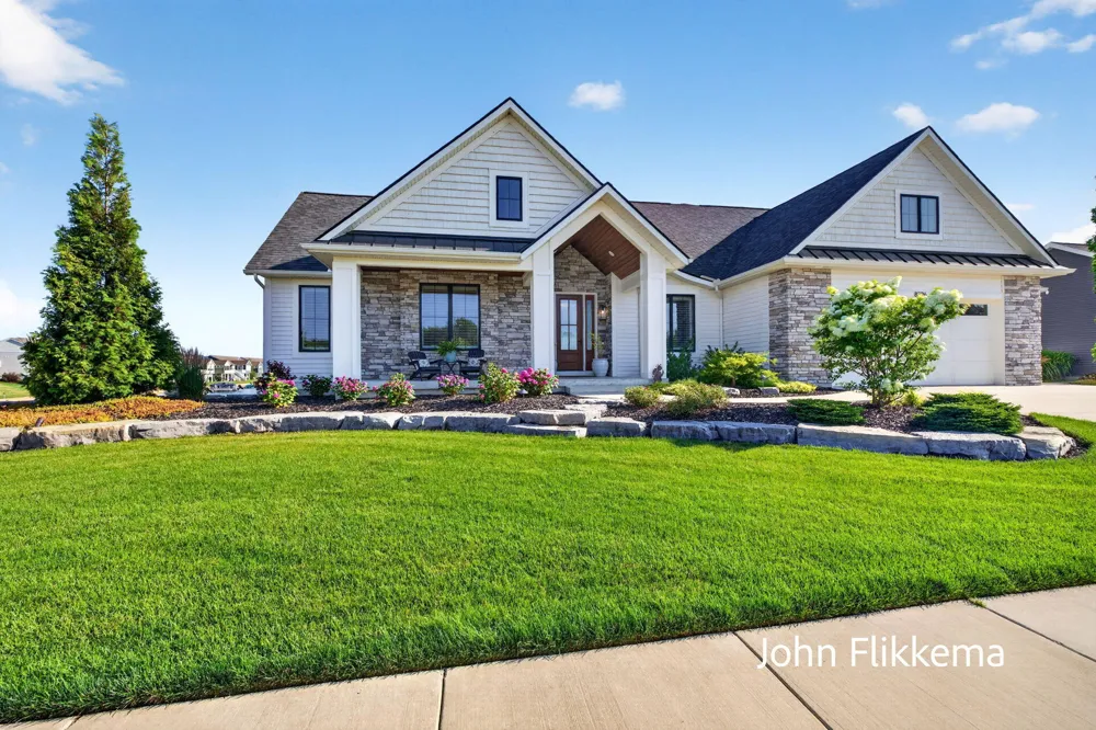 8326 Tantrum Drive Allendale, MI 49401