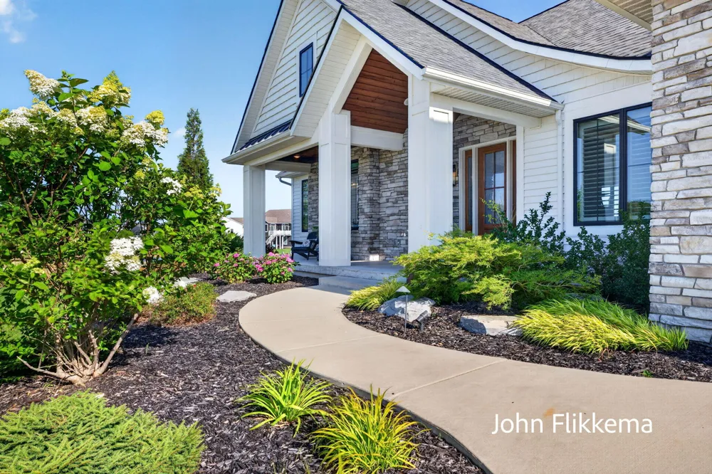 8326 Tantrum Drive Allendale, MI 49401