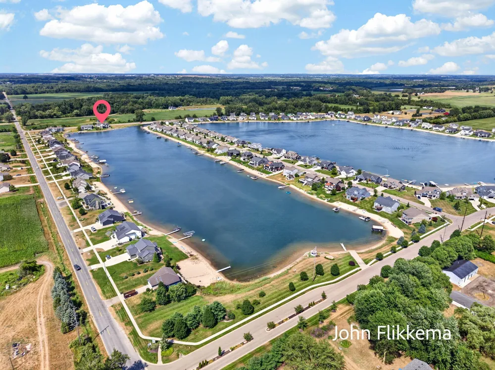 8326 Tantrum Drive Allendale, MI 49401
