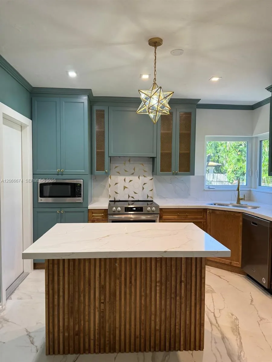 431 Candia Ave Coral Gables, FL 33134
