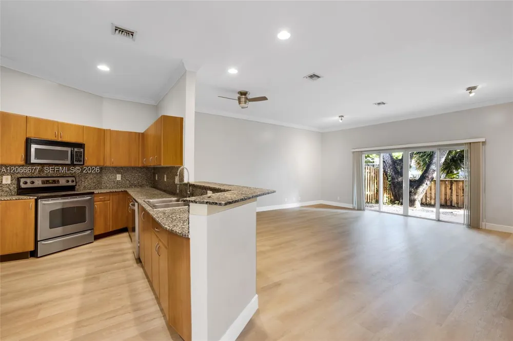 2929 SW 18th terrace Fort Lauderdale, FL 33315