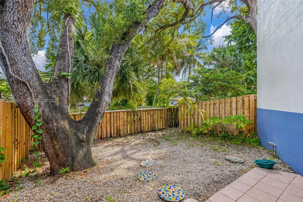 2929 SW 18th terrace Fort Lauderdale, FL 33315