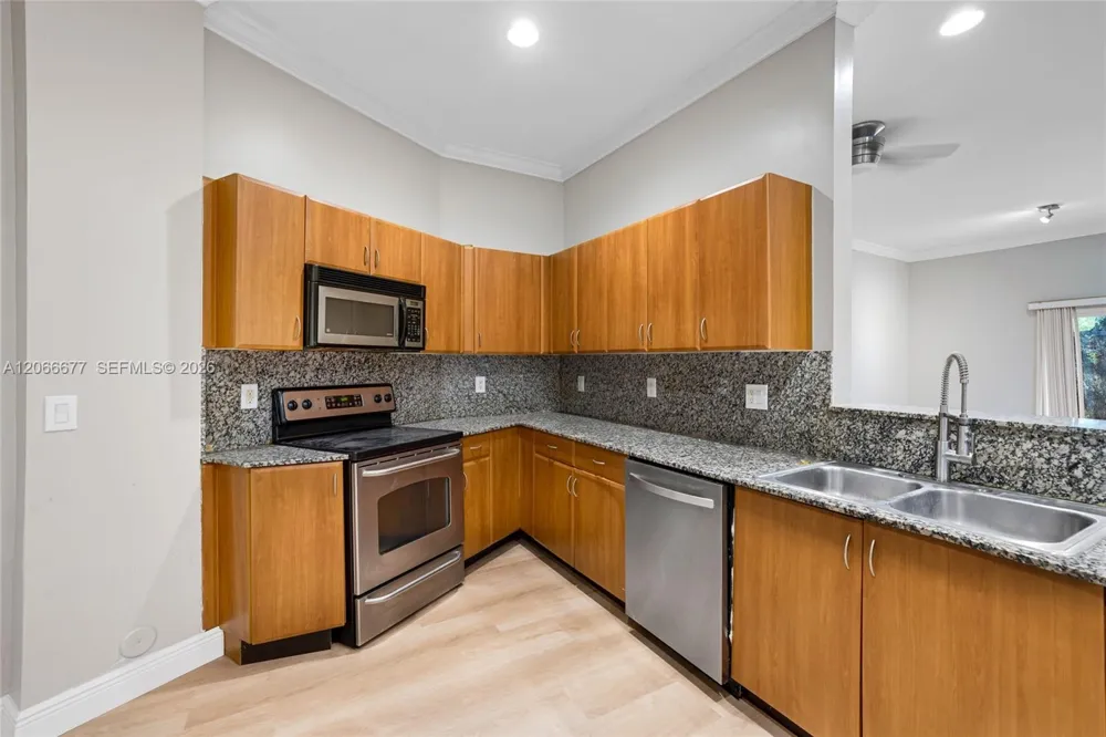 2929 SW 18th terrace Fort Lauderdale, FL 33315