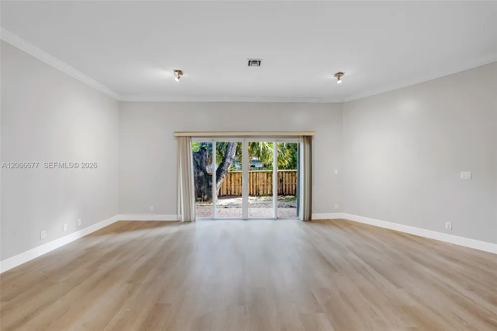 2929 SW 18th terrace Fort Lauderdale, FL 33315