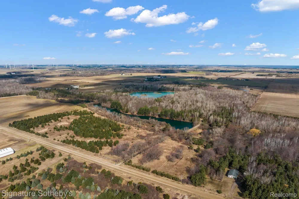 7699 MINNICK ROAD Rubicon Township, MI 48441