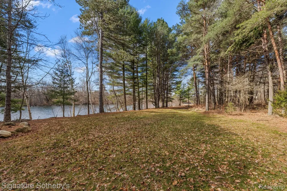 7699 MINNICK ROAD Rubicon Township, MI 48441