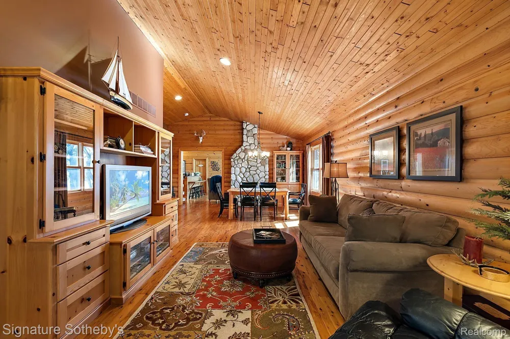 7699 MINNICK ROAD Rubicon Township, MI 48441
