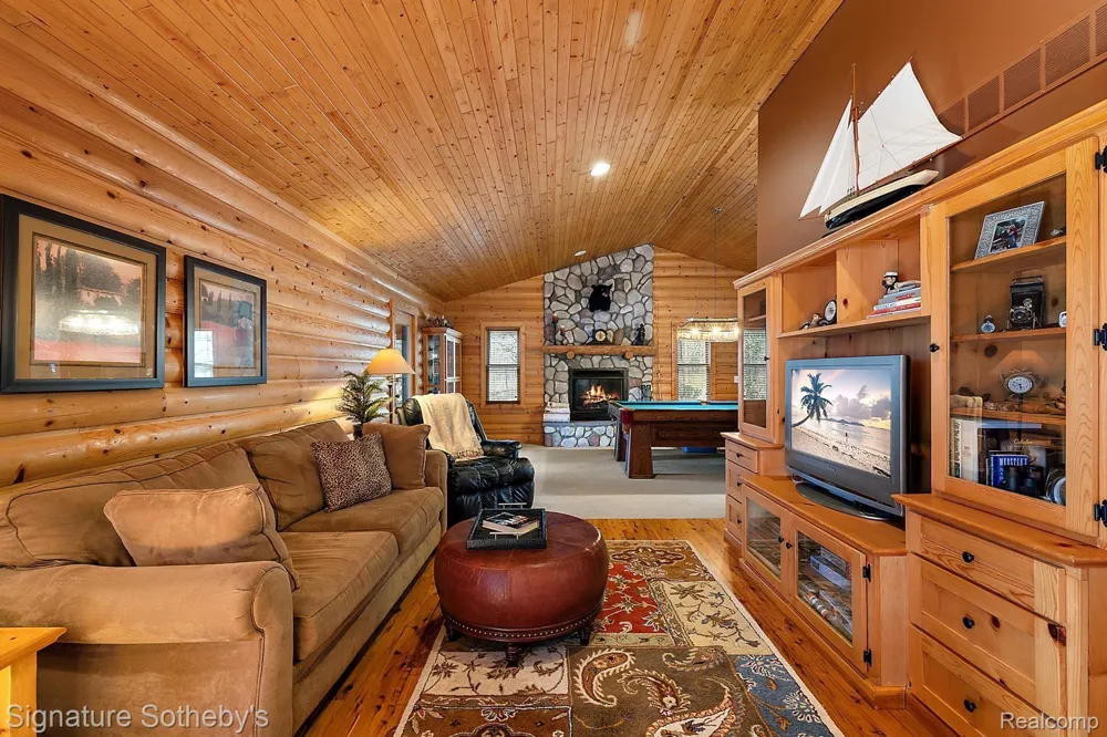 7699 MINNICK ROAD Rubicon Township, MI 48441
