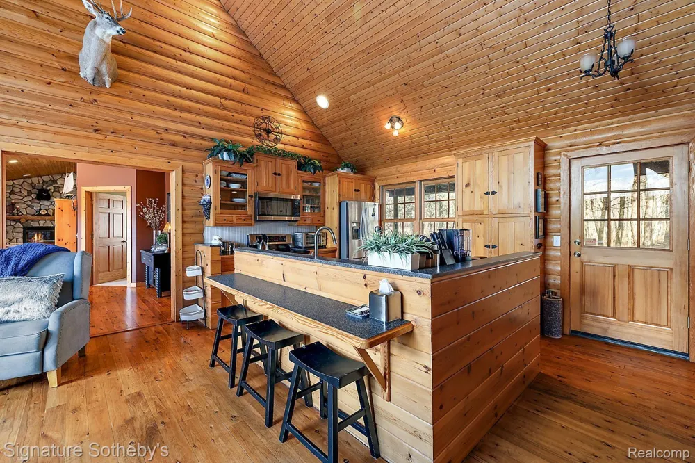 7699 MINNICK ROAD Rubicon Township, MI 48441