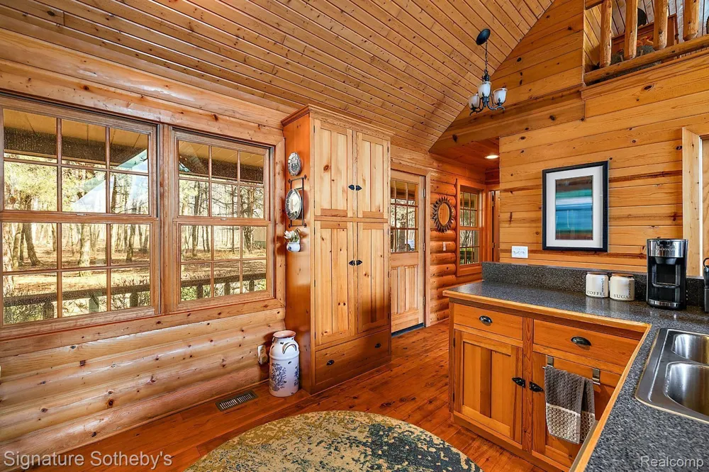 7699 MINNICK ROAD Rubicon Township, MI 48441