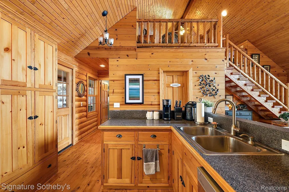 7699 MINNICK ROAD Rubicon Township, MI 48441