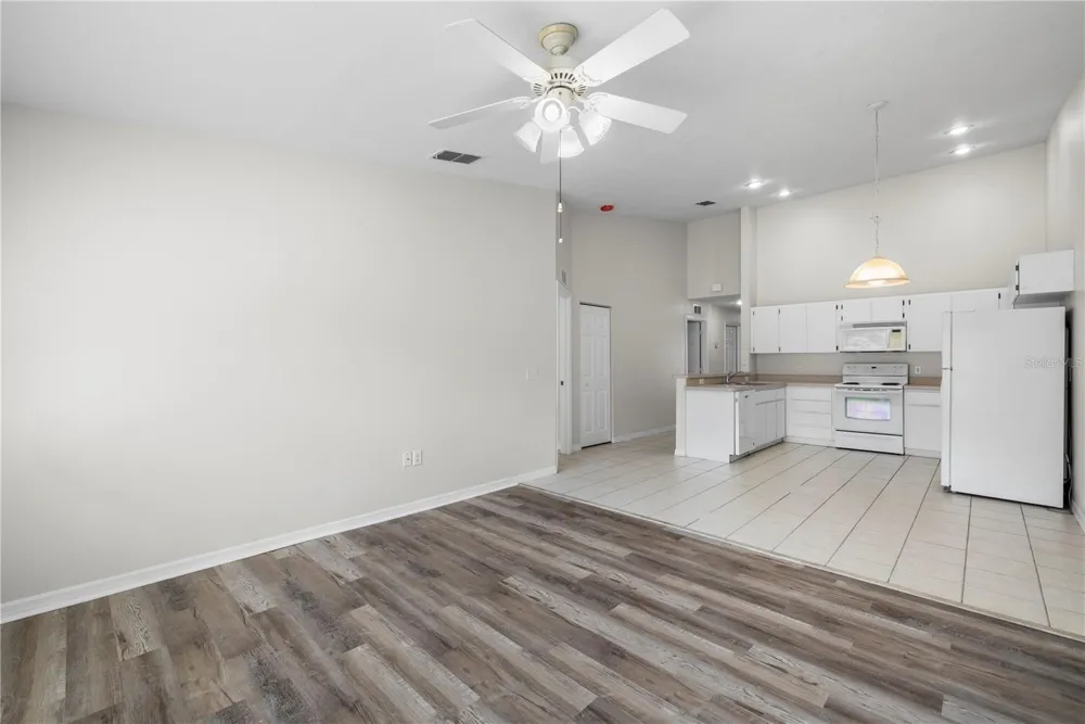 37228 GRASSY HILL LANE Dade City, FL 33525