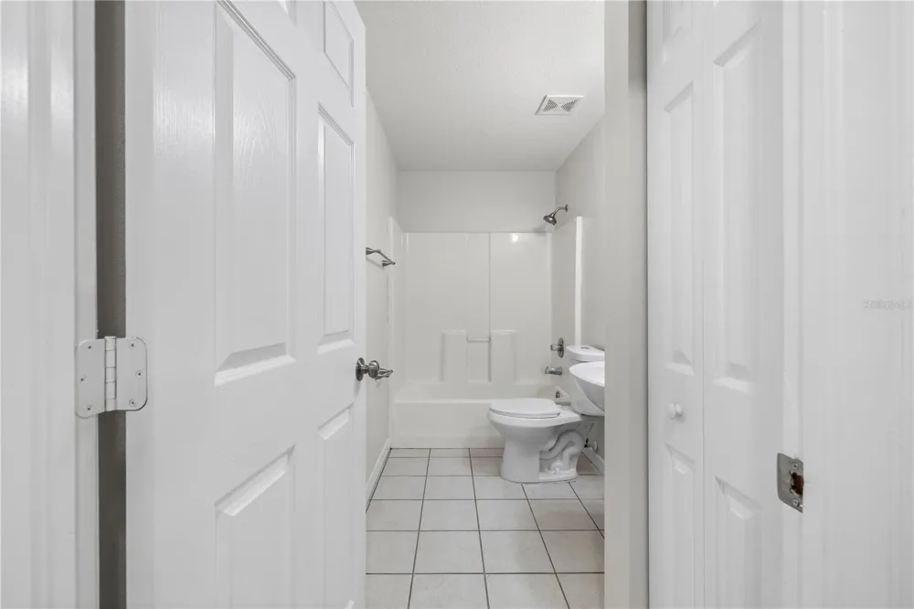 37228 GRASSY HILL LANE Dade City, FL 33525