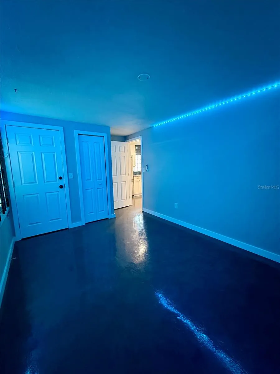 3528 5TH AVENUE St Petersburg, FL 33713