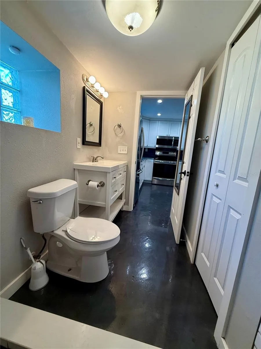 3528 5TH AVENUE St Petersburg, FL 33713