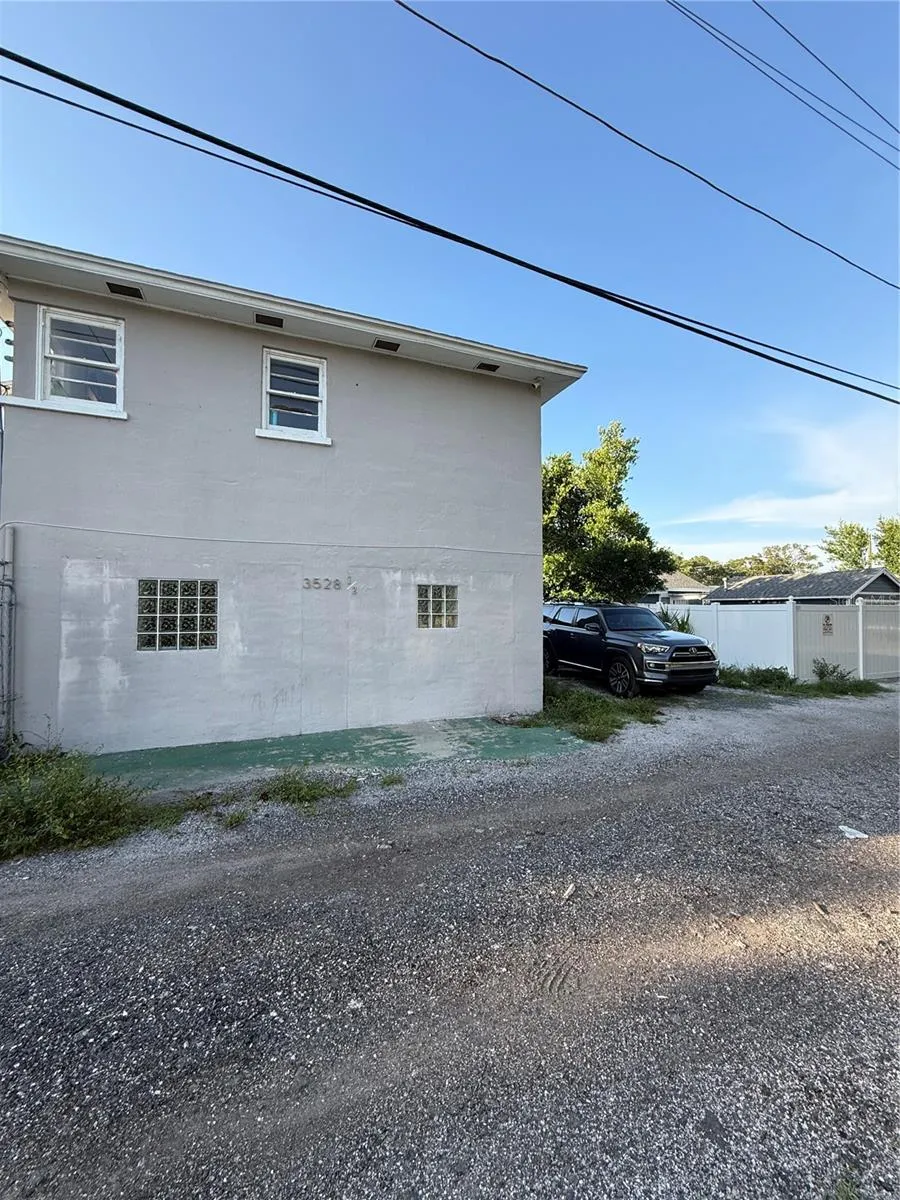 3528 5TH AVENUE St Petersburg, FL 33713