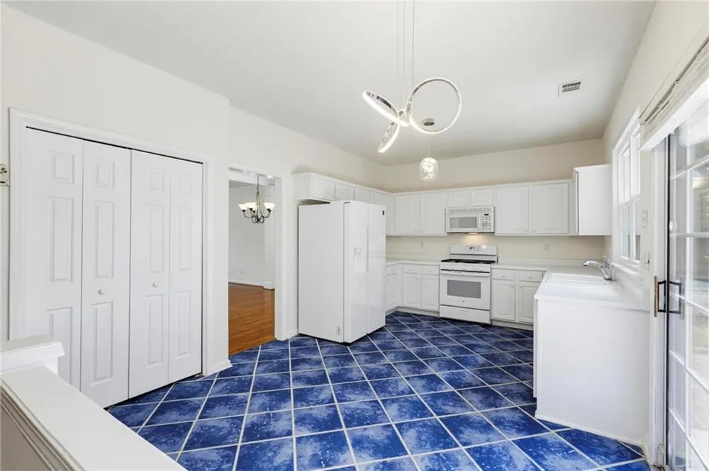 490 Chippenham Court Johns Creek, GA 30005