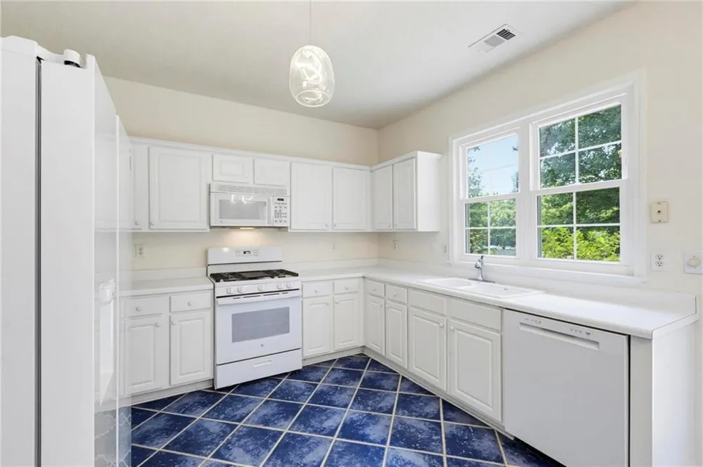 490 Chippenham Court Johns Creek, GA 30005