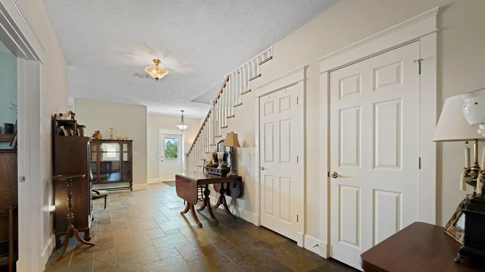 5 Providence Road Calvert, TX 77837