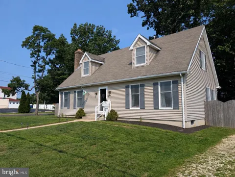 215 MCCLELLAN AVENUE