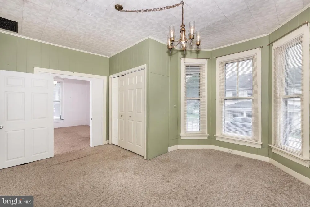 22 MIDDLE STREET Taneytown, MD 21787
