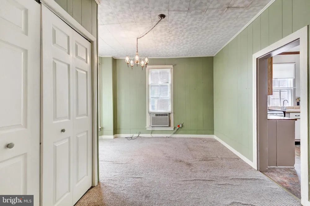 22 MIDDLE STREET Taneytown, MD 21787