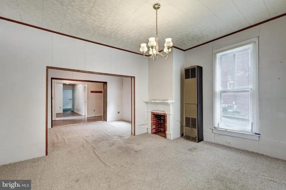 22 MIDDLE STREET Taneytown, MD 21787