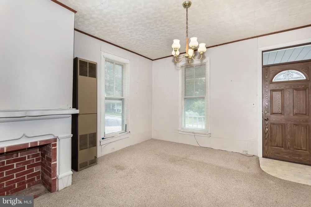22 MIDDLE STREET Taneytown, MD 21787