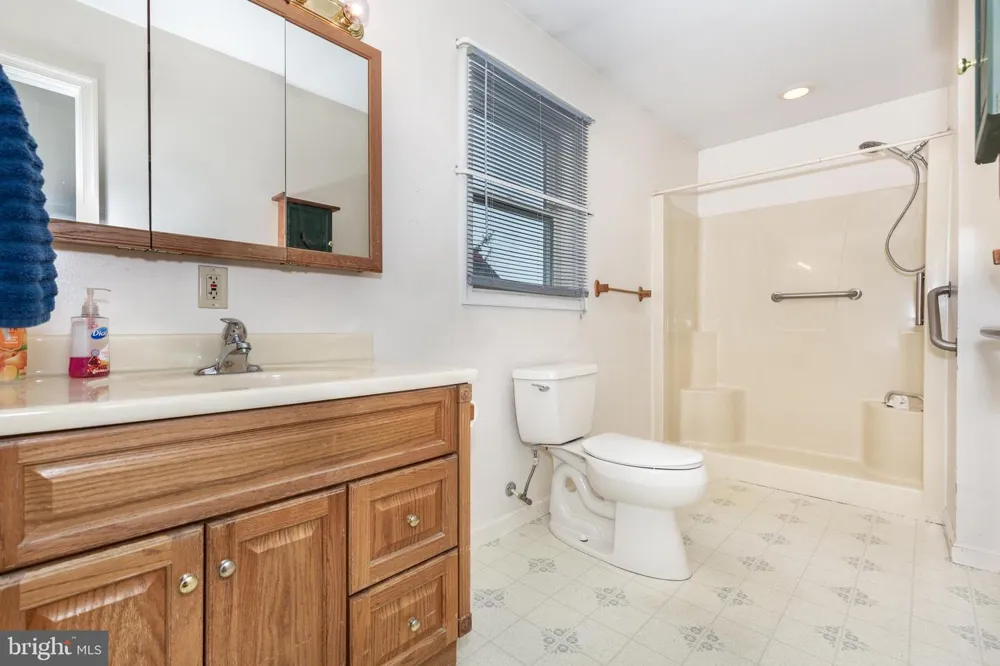 22 MIDDLE STREET Taneytown, MD 21787