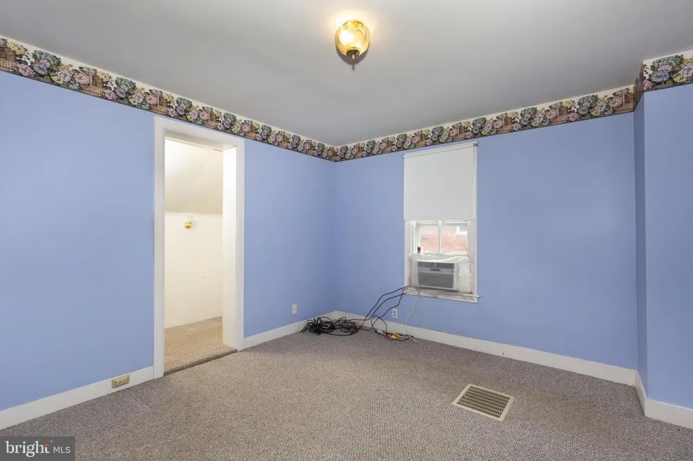 22 MIDDLE STREET Taneytown, MD 21787