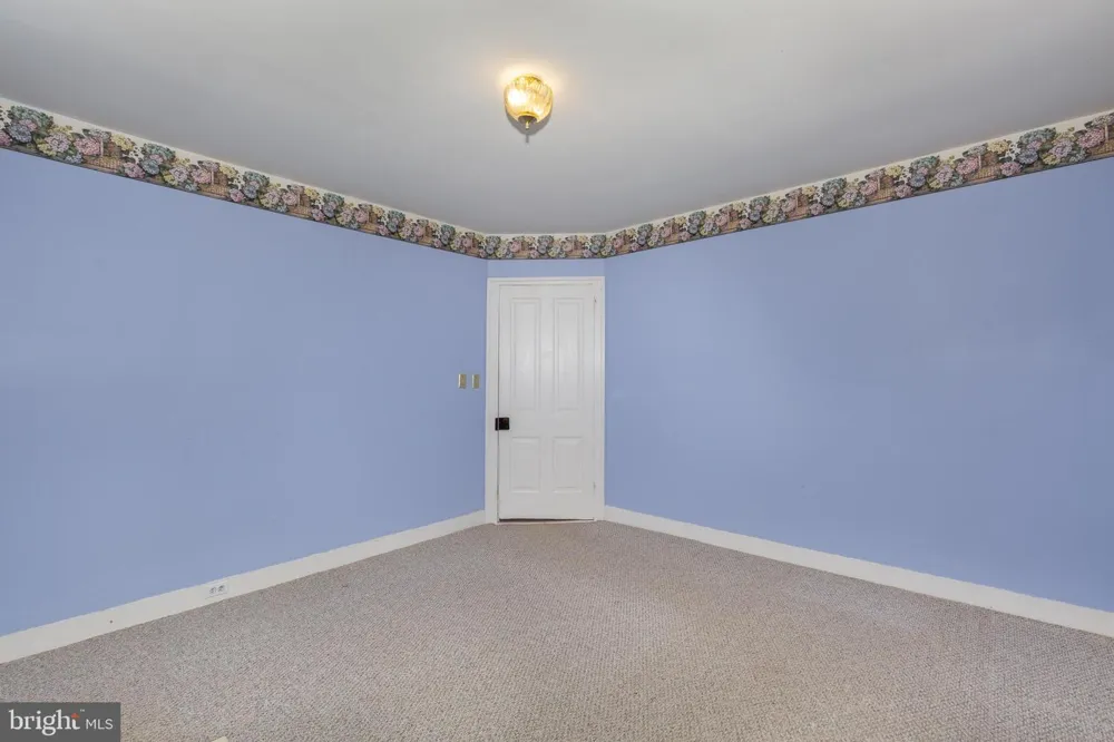 22 MIDDLE STREET Taneytown, MD 21787