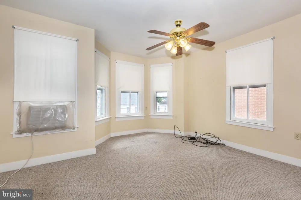 22 MIDDLE STREET Taneytown, MD 21787