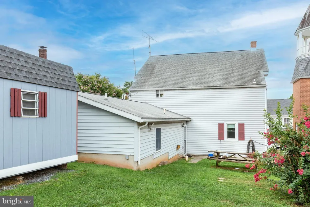 22 MIDDLE STREET Taneytown, MD 21787