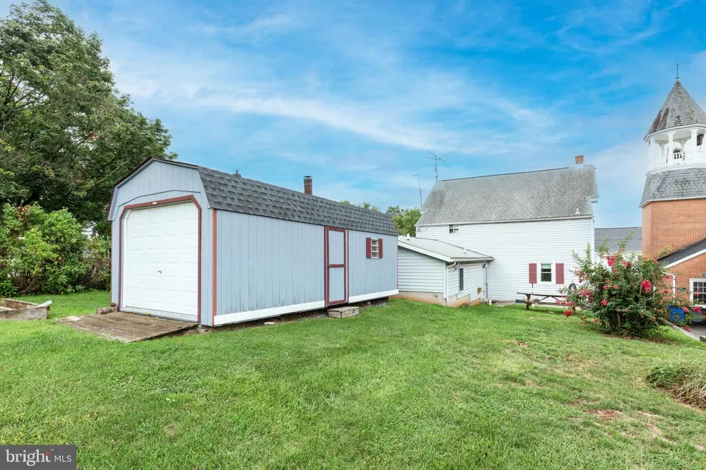 22 MIDDLE STREET Taneytown, MD 21787